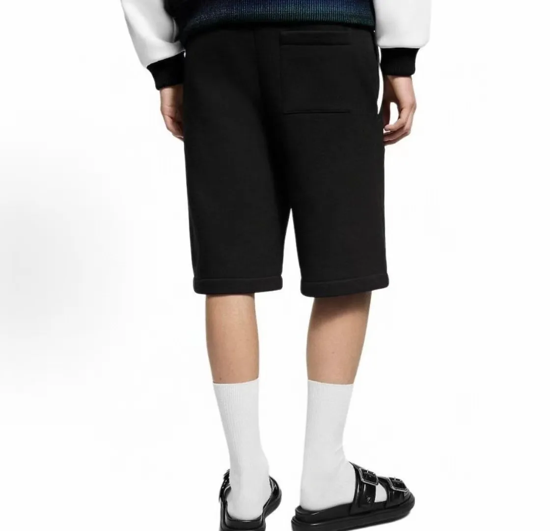 Louis Vuitton/